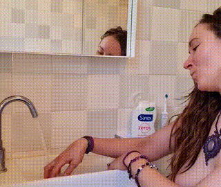 Fat Log Sink Splash
